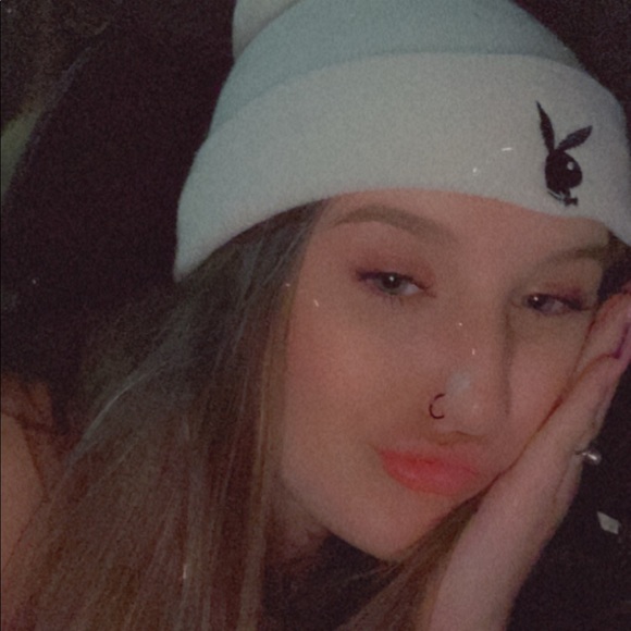 Meet your Posher, kitty - Picture 4 of 9